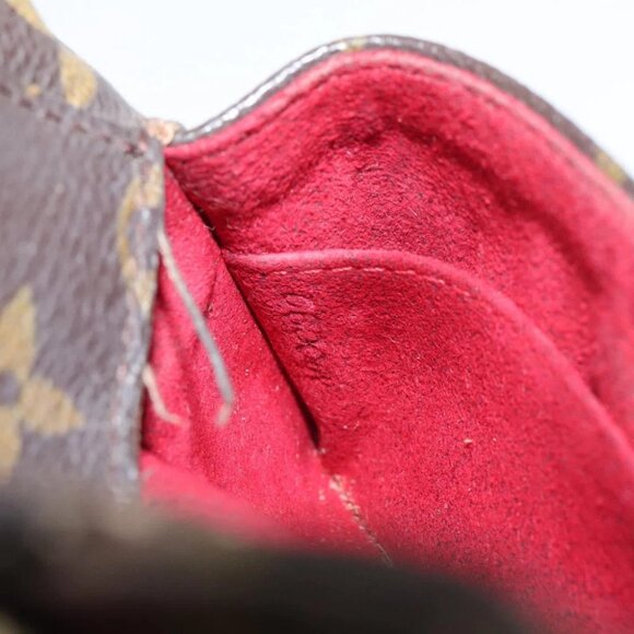 LOUIS VUITTON Monogram Partition Pouch LV - Picture 13 of 14